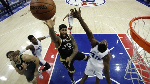 Lowry y DeRozan dan a Raptors victoria de 108-95 ante 76ers