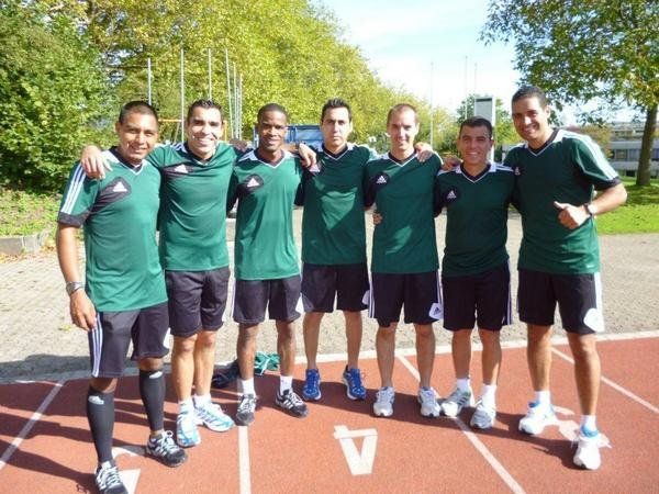 Árbitro Roberto Moreno a otro seminario en Zurich, previo al Mundial 2014