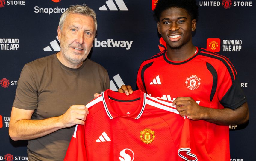 Manchester United se gasta casi 100 millones en Carlos Baleba