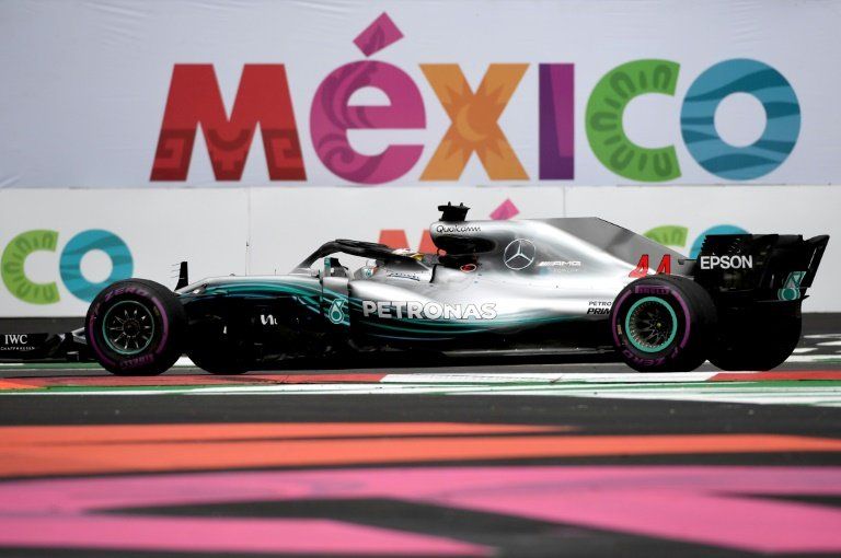 Hamilton se desafía permanentemente, asegura el jefe de Mercedes