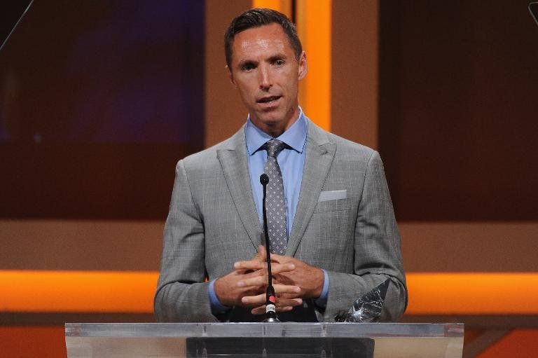 Steve Nash anuncia su retiro de la NBA