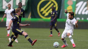 MLS reducirá paga de ejecutivos; jugador contrae coronavirus