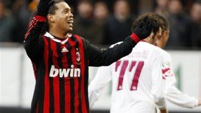 Ronaldinho desmiente maratón de fiestas antes del clásico
