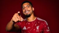 Ronald Araujo jugará cedido en el Liverpool, según informes Ronald Araujo jugará cedido en el Liverpool, según informes