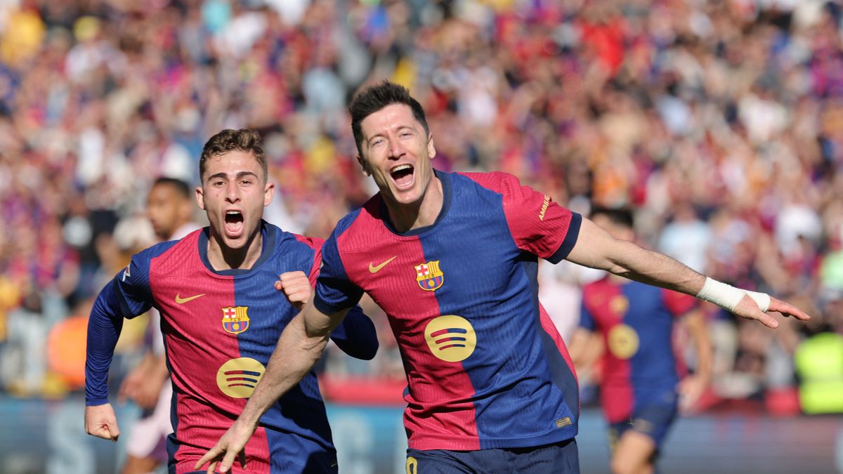 El FC Barcelona golea al Girona con doblete de Robert Lewandowski