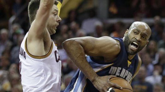 Grizzlies, sin 4 titulares, superan a Cavaliers