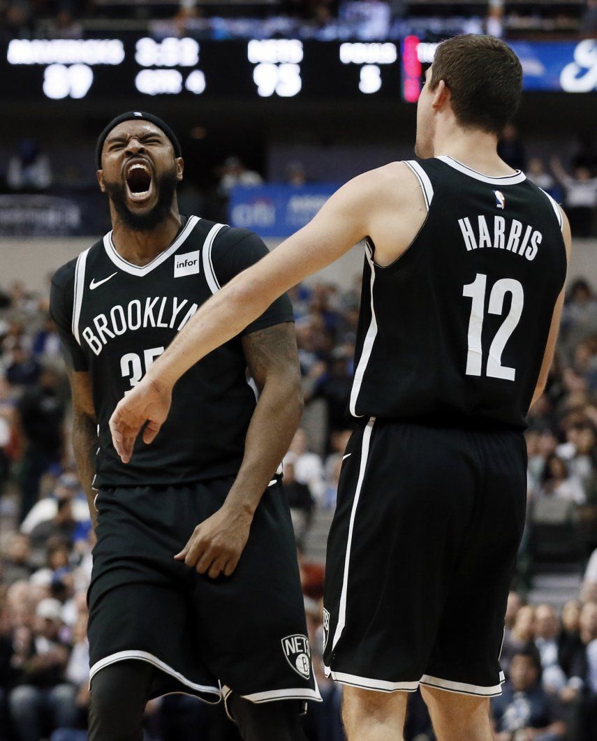 DeMarre Carroll ayuda a Nets a batir a Mavericks 109-104
