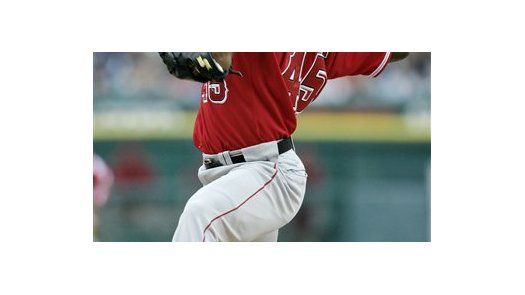 Angelinos enví­an a Escobar al bullpen