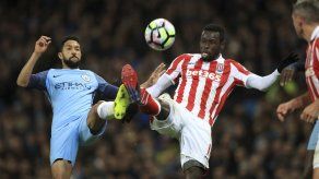 Esperanzas del Man City se desvanecen al empatar con Stoke