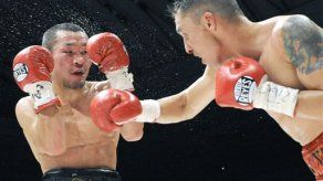 Mexicano Cazares gana tí­tulo súper mosca