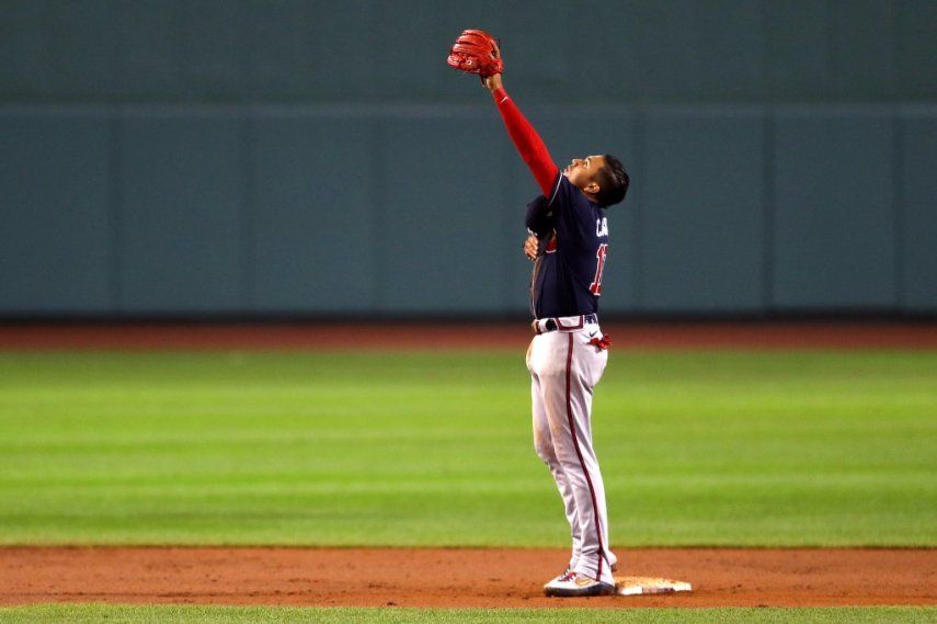 Johan Camargo de 3-1 con una anotada en victoria de los Bravos