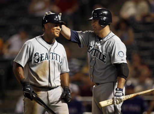 MLB: Marineros 12, Rangers 6; Beltré batea para el ciclo