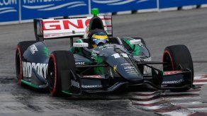 Francés Bourdais gana en Toronto y corta sequía de triunfos en la IndyCar