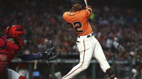 McClutchen batea sencillo decisivo en triunfo de Gigantes