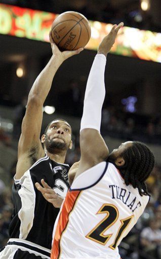 NBA: Spurs 110, Warriors 105, en tiempo extra