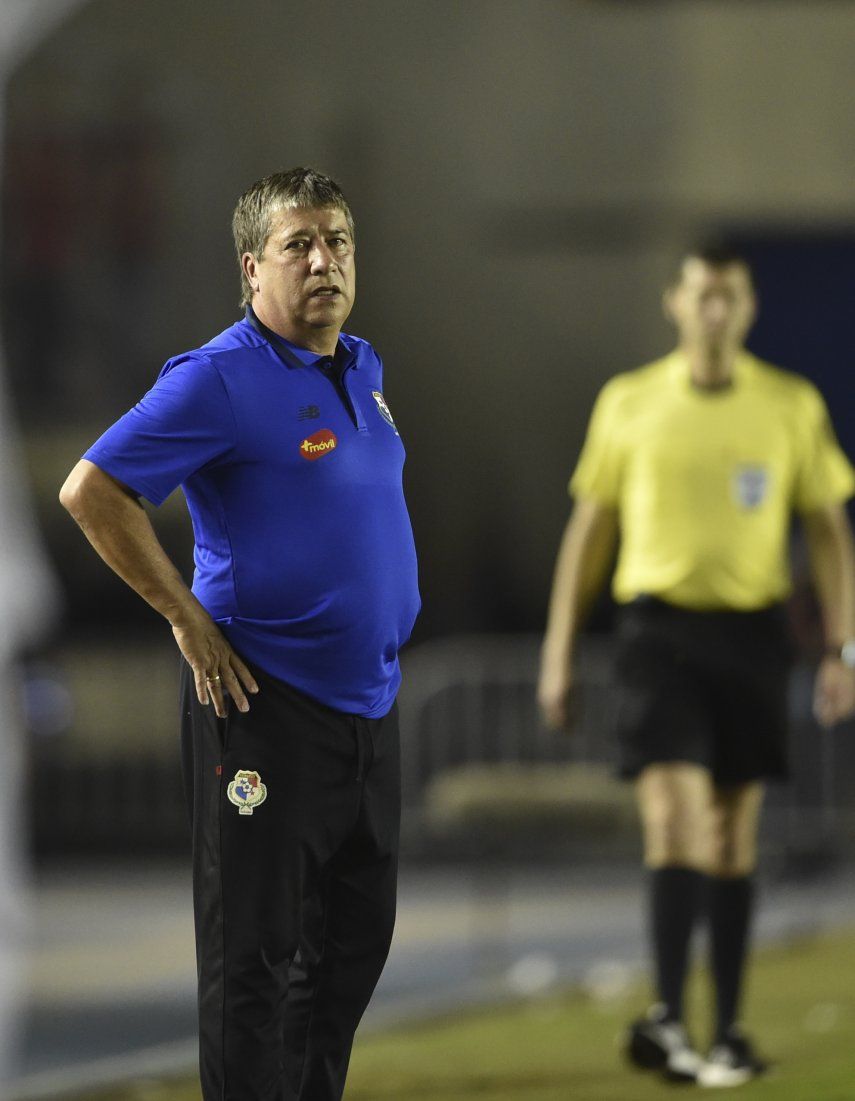 Bolillo entrega lista de convocados para Copa Oro