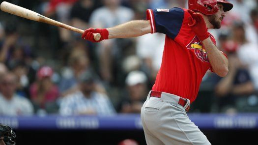 Carpenter batea 4 dobles; Cardenales arrollan a Rockies