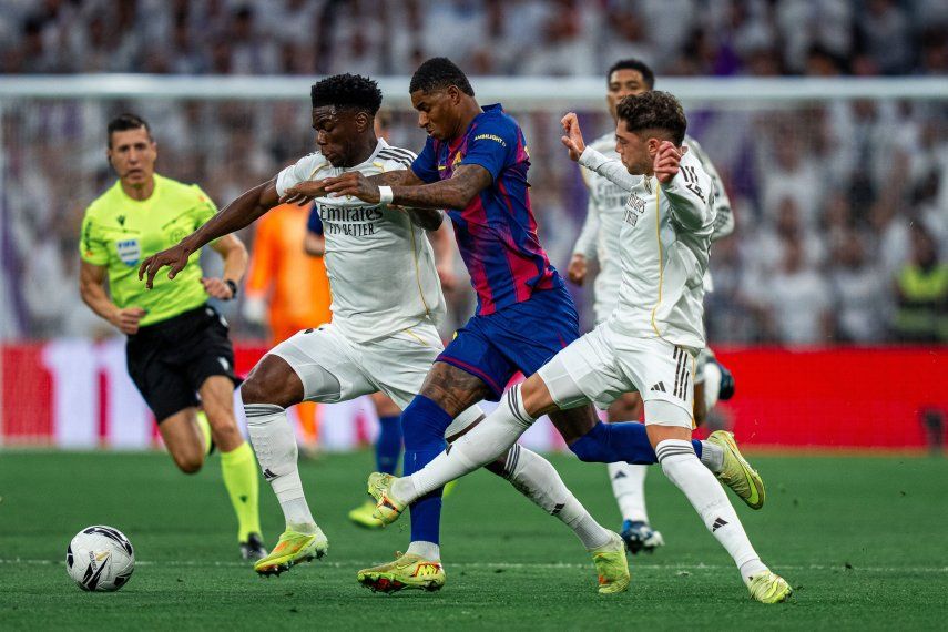 Real Madrid v FC Barcelona: ¿Cómo quedó el historial en El Clásico? Real Madrid v FC Barcelona: ¿Cómo quedó el historial en El Clásico?