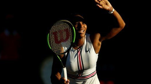 Federer domina con susto, Serena y Osaka se van de Miami