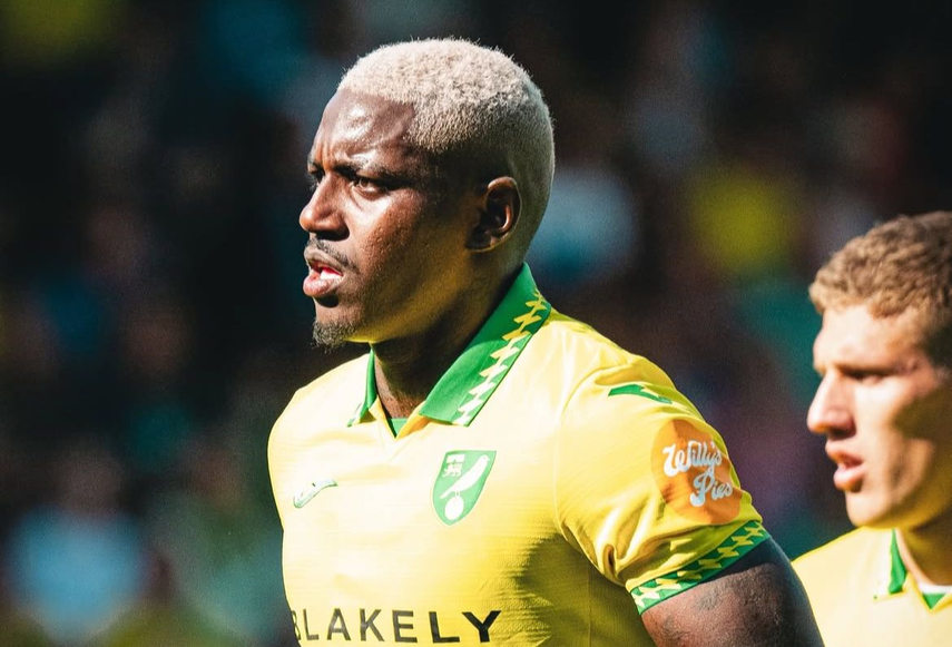 El Norwich City superó al Blackburn Rovers con José Córdoba en el banquillo