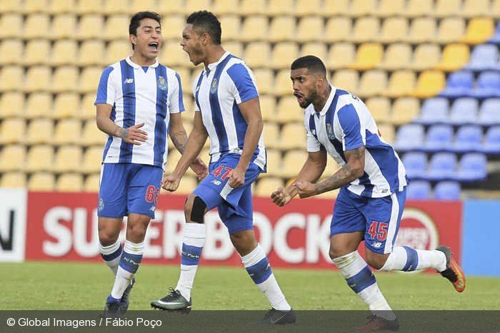 Ismael Díaz anota doblete con el Porto B en Copa