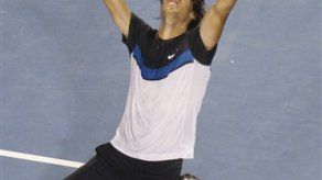 Federer y Nadal se miden al fin por el tí­tulo en Australia