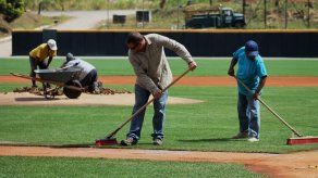 De acuerdo a lo programado mejoras al estadio Rod Carew