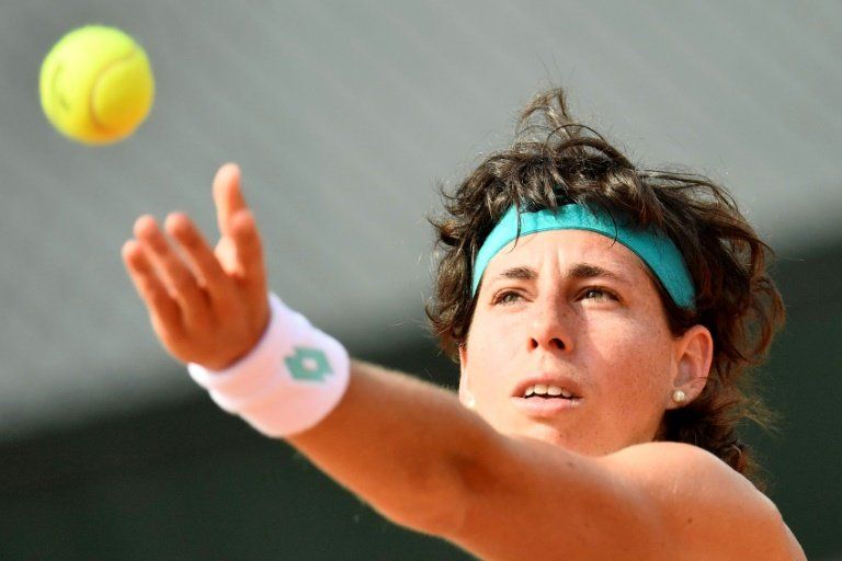 Carla Suárez avanza a la tercera ronda de Wimbledon