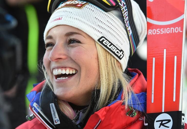 La suiza Lara Gut gana el supergigante femenino de Lake Louise