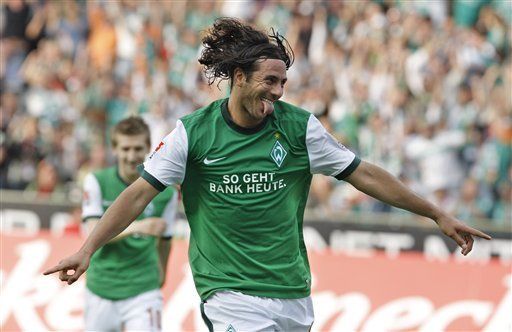 Pizarro y Farfán: goles peruanos en el fútbol alemán