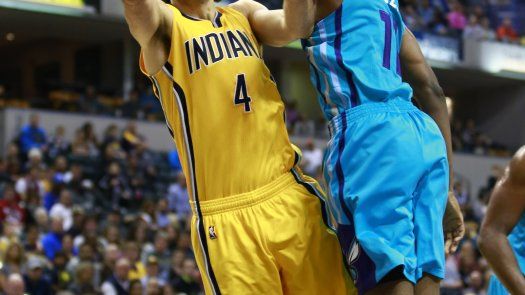 Stuckey lidera ataque de Pacers en triunfo ante Hornets