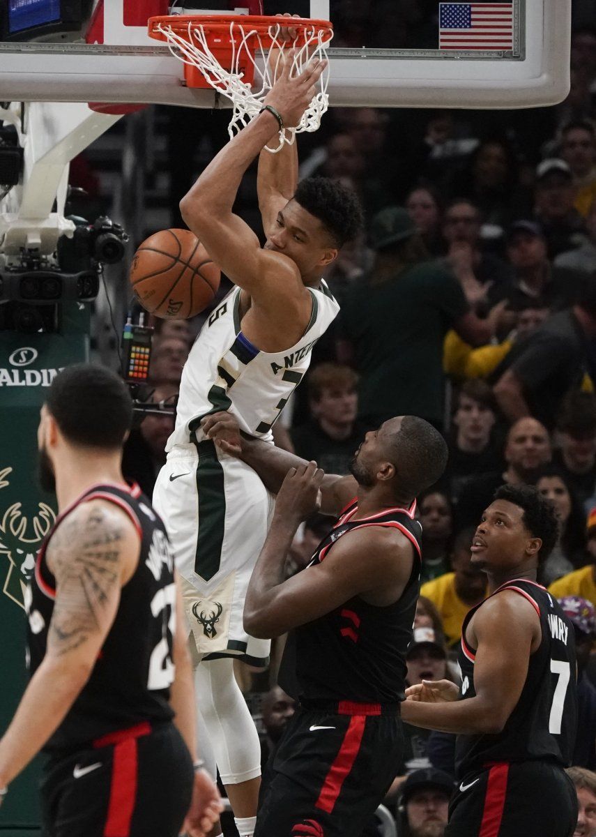 Bucks supera 125-103 a Raptors y lidera 2-0 final del Este