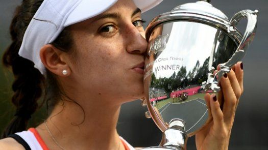 La estadounidense McHale gana el torneo de tenis de Tokio