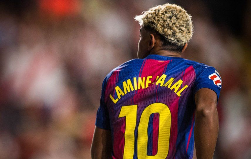 Hansi Flick sobre Lamine Yamal: Es un jugador joven y hay que cuidarle