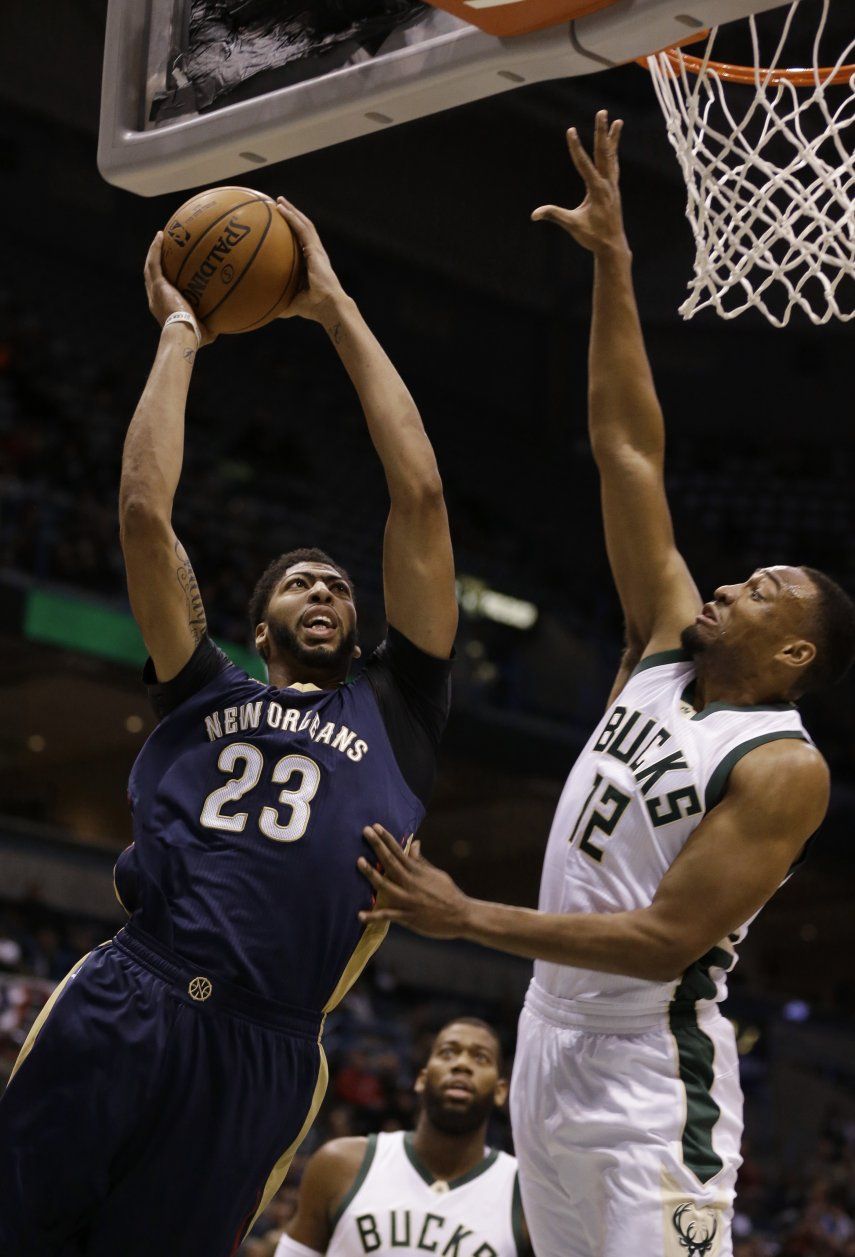 Los Pelicans obtienen su primer triunfo al vencer a Bucks
