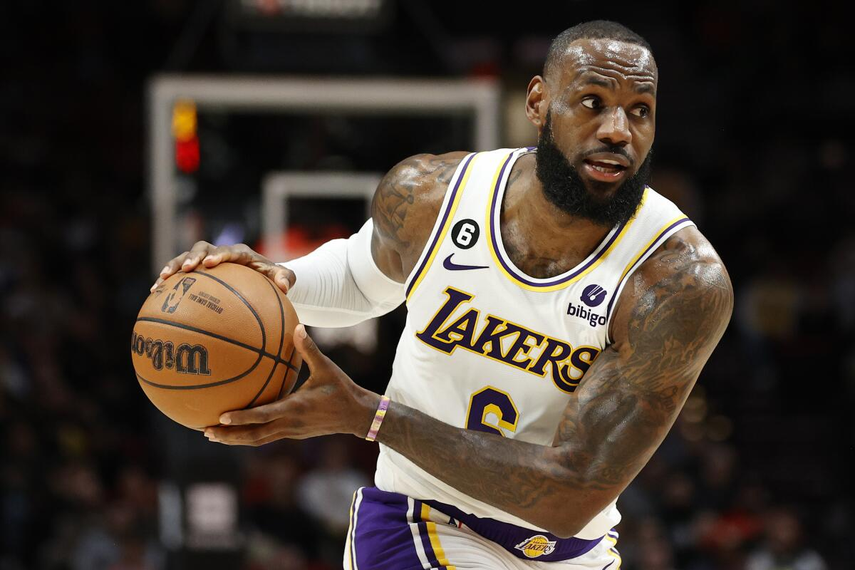 NBA: LeBron y Jokic brindaron un espectáculo en victoria de sus equipos&nbsp;