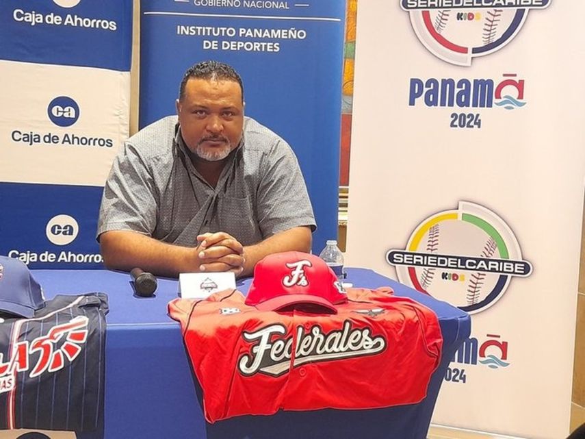 Carlos Lee fue electo como Presidente de Probeis