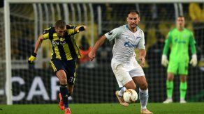 Fenerbahçe toma ventaja ante el Zenit en dieciseisavos de Europa League