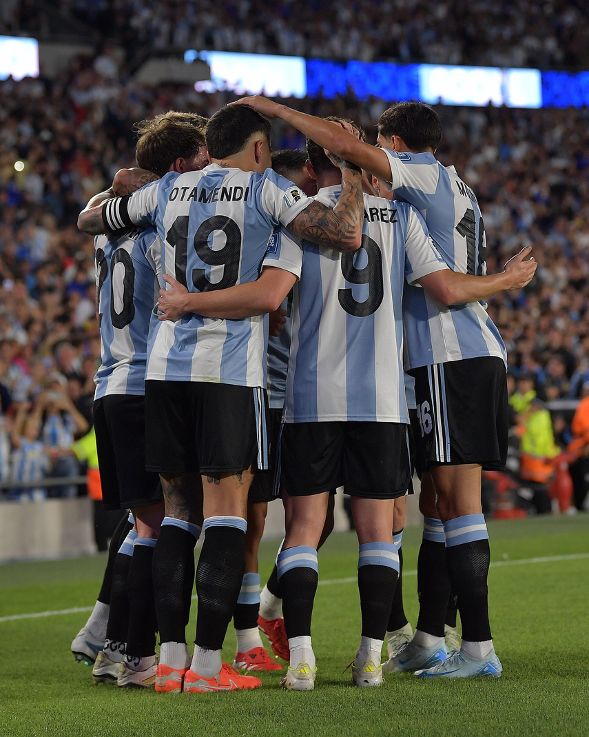 Eliminatorias CONMEBOL: Argentina goleó a Brasil en el Estadio Monumental