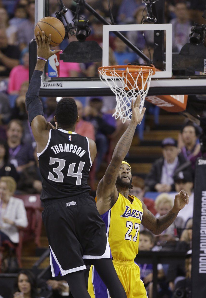 Casspi guía a Kings en victoria sobre Lakers