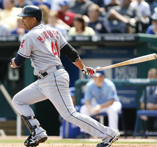 MLB: Indios 3, Reales 1; 10 triunfos seguidos de Lee