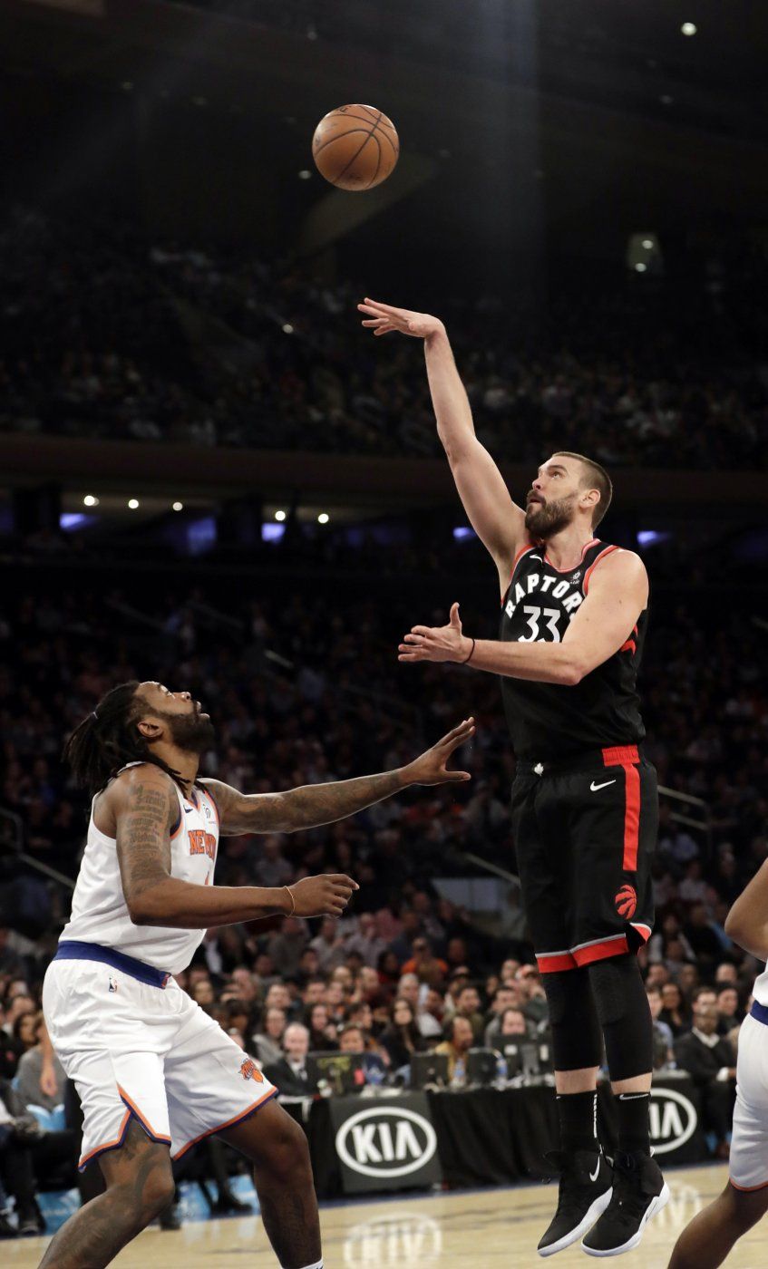Gasol se estrena con Raptors en triunfo sobre Knicks
