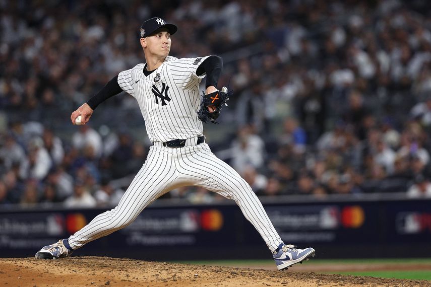 MLB: Yankees hacen efectiva la opción del lanzador Luke Weaver para 2025