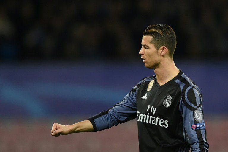 Cristiano Ronaldo supera a Messi en ingresos