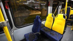Se contradicen versiones sobre ataque a autobús