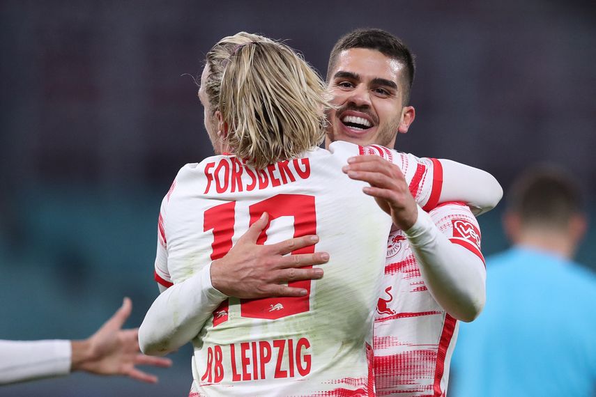 Manchester City cierra la fase de grupos de Champions con derrota ante Leipzig