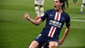 Manchester United ficha a Edinson Cavani