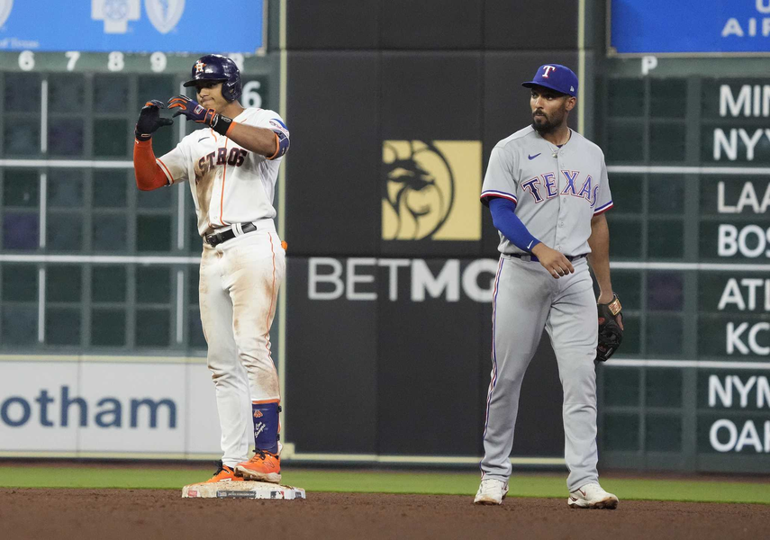 MLB: Rangers vs Astros