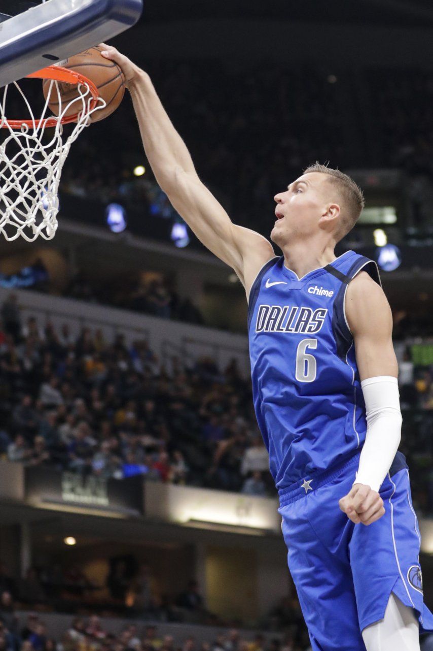 Mavs doblegan a Pacers, gracias a Porzingis