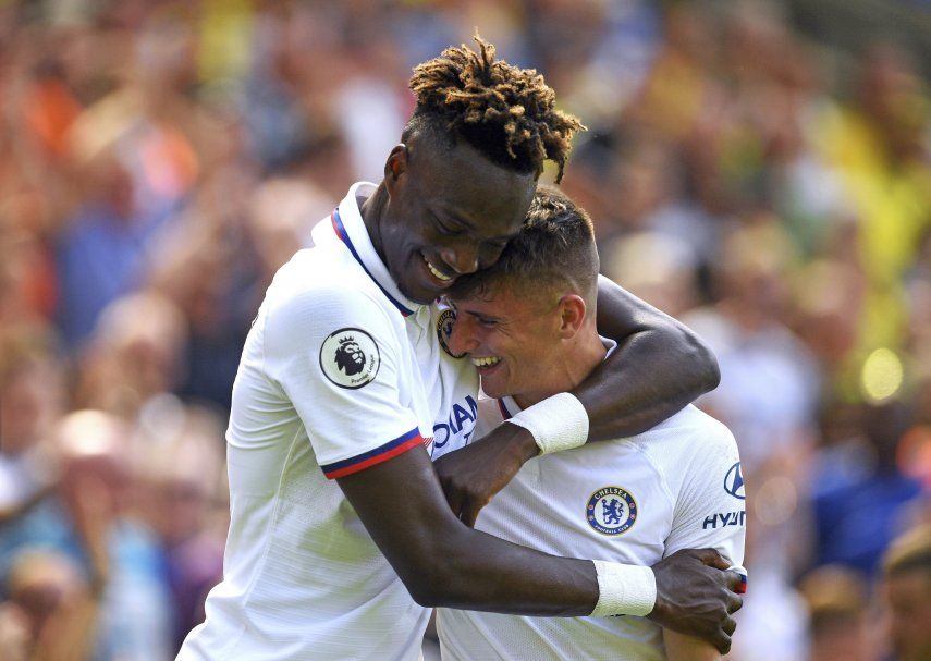 Abraham anota 2 en triunfo de Chelsea sobre Norwich